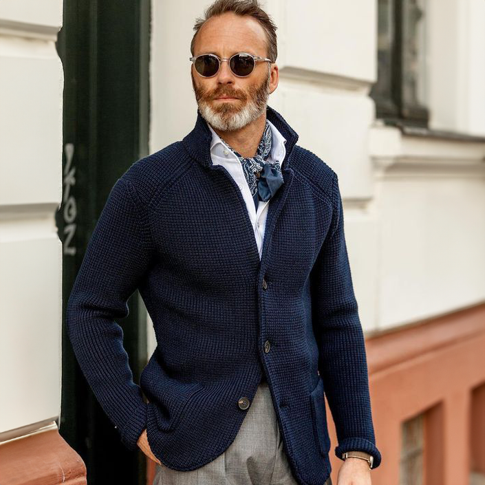 ARNAUD LYON | CARDIGAN EN MAILLE INTEMPORELLE